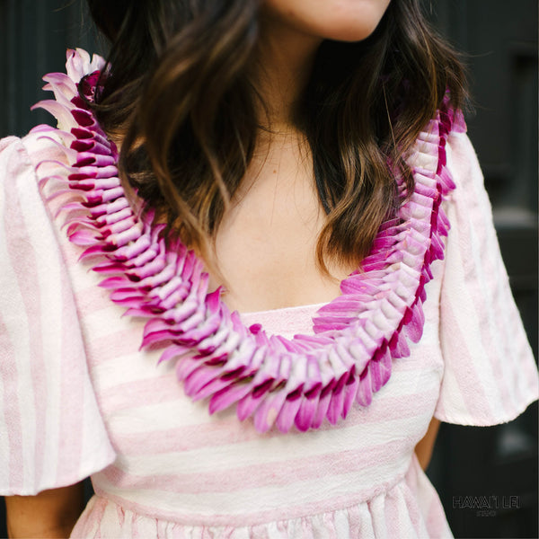 Honeybee Style Orchid Lei (Pattern Varies) - Hawai'i Lei Stand - Lei Shipping
