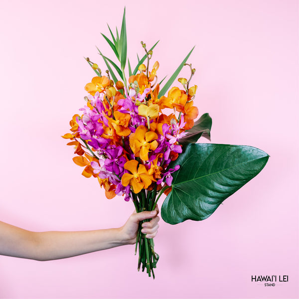 The Mokara Orchid Bouquet (Seasonal Colors Vary) - Hawai'i Lei Stand - Lei Shipping