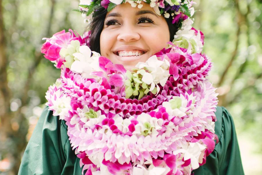 Tips for Buying a Graduation Lei Your Grad Will Love