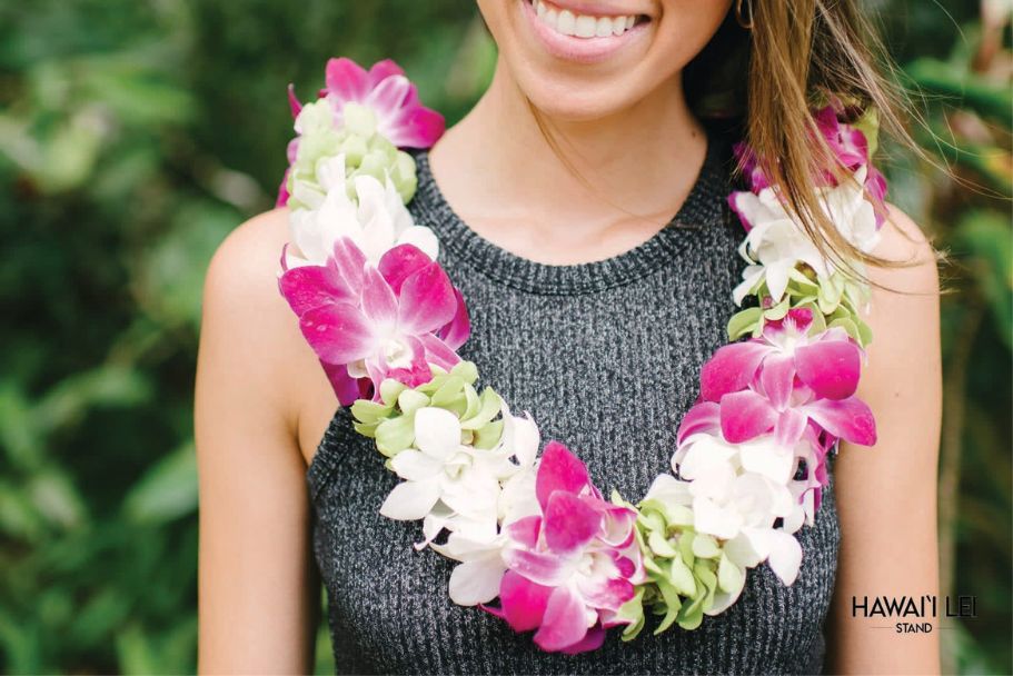 What To Do With a Sympathy Lei After the Funeral