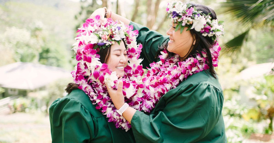 5 Ways To Personalize a Graduation Lei for Your Grad