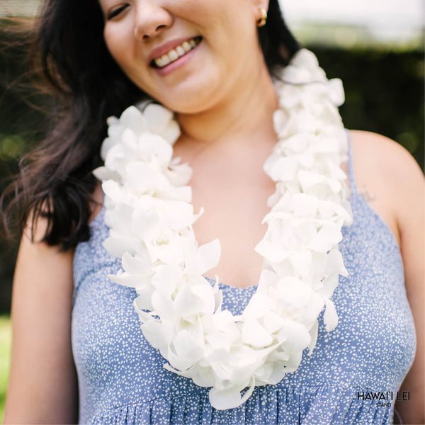 Paradise Triple Orchid Lei (White) - Hawai'i Lei Stand - Lei Shipping