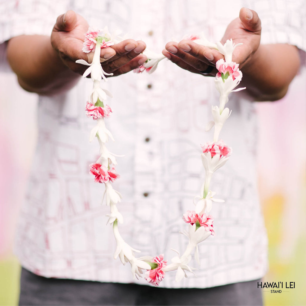 Single Tuberose and Carnation Lei (Color Varies) - Hawi'i Lei Stand - Lei Shipping
