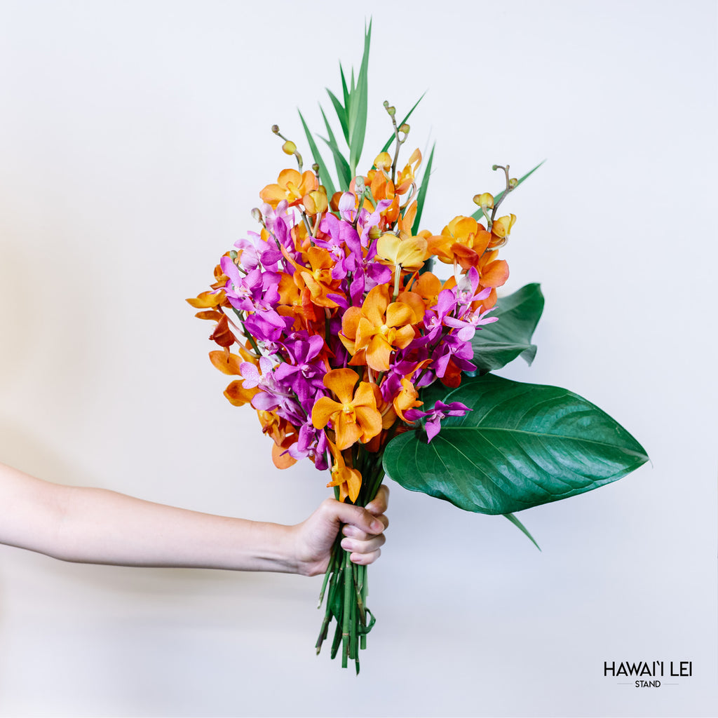 The Mokara Orchid Bouquet (Seasonal Colors Vary) - Hawai'i Lei Stand - Lei Shipping
