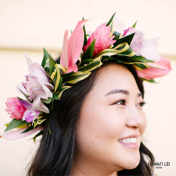 Tropical Haku (Seasonal Colors Vary) - Hawai'i Lei Stand - Lei Shipping