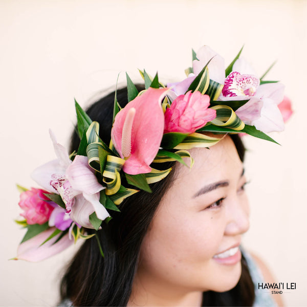 Tropical Haku (Seasonal Colors Vary) - Hawai'i Lei Stand - Lei Shipping