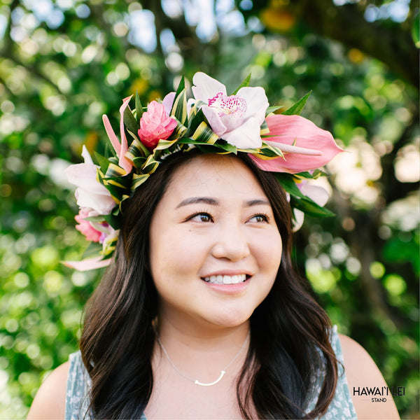 Tropical Haku (Seasonal Colors Vary) - Hawai'i Lei Stand - Lei Shipping